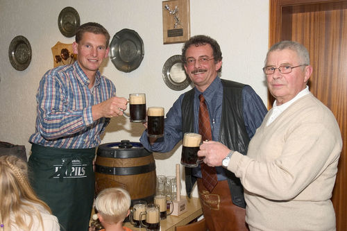 BockbieranstichOGV2006-02.jpg